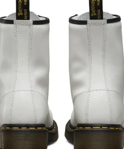 1460 8 Eye Smooth Leather Boots - Unisex