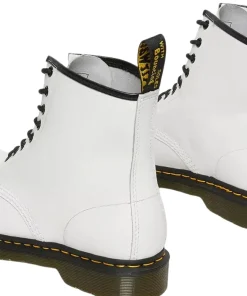 1460 Smooth Leather Lace Up Boots - Unisex