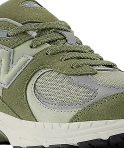 2002 Sneaker - Big Kids