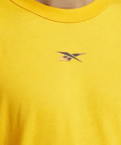 Athlete Hype T-Shirt - Men's