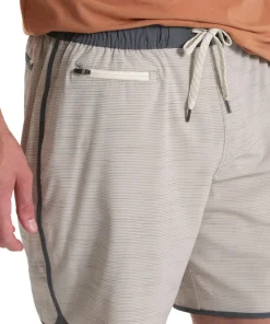 Banks Shorts 7