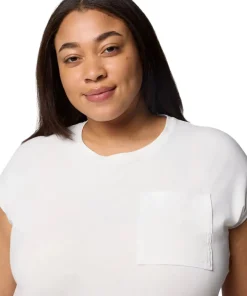 Boundless Trek Plus Size T-Shirt - Women's