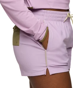 Brinco Solid Shorts 3