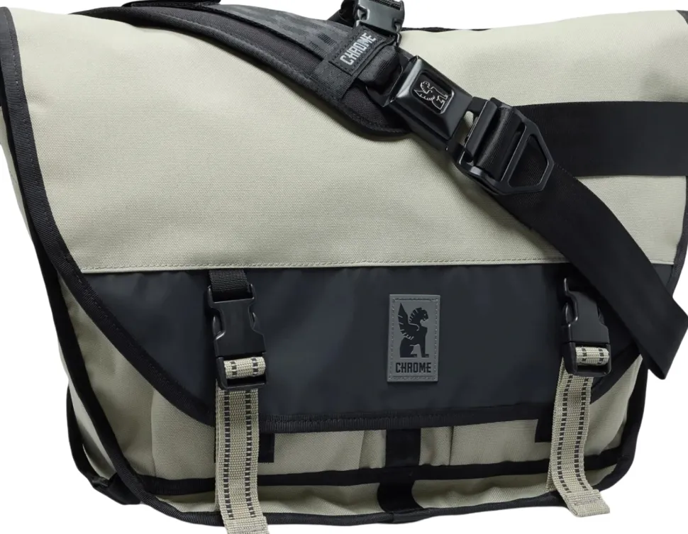 Citizen 15 Messenger Bag - Unisex