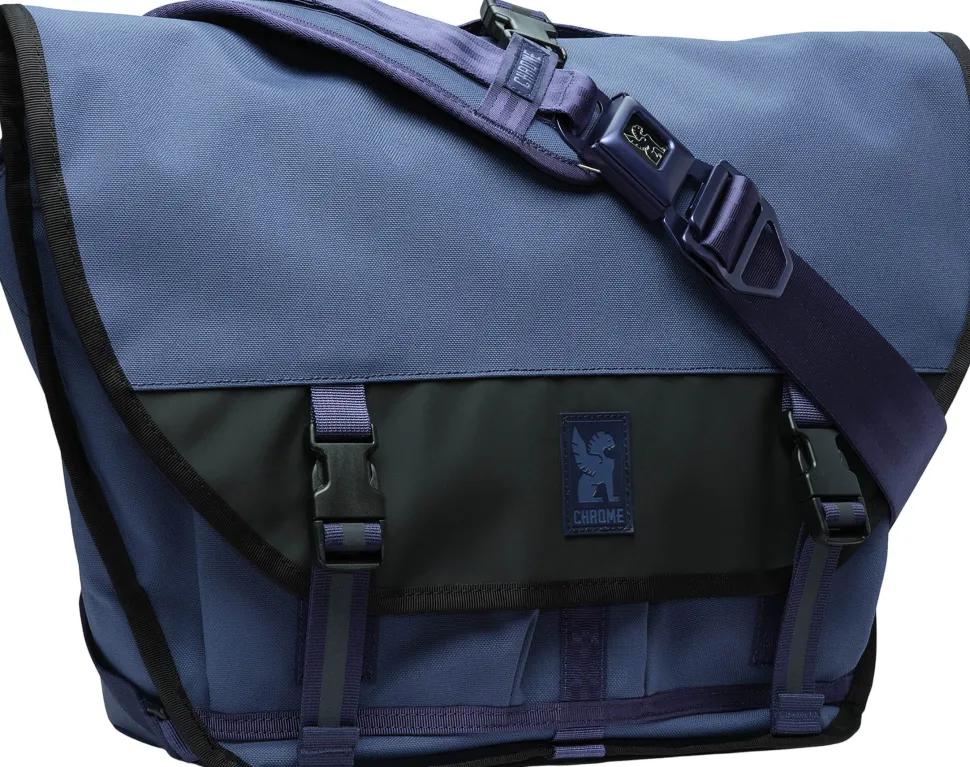 Citizen 15 Messenger Bag - Unisex