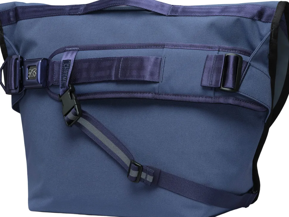 Citizen 15 Messenger Bag - Unisex