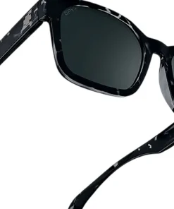 Dessa Sunglasses - Unisex