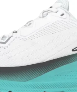 FWD VIA Road Running Shoes - Women's