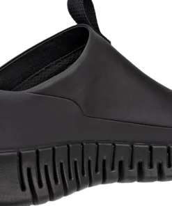 Gruuv Leather Slip-On Sneakers - Women's
