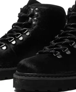 Hiking Core Pony Hair Shearling Lining Hiking Boots - Women's