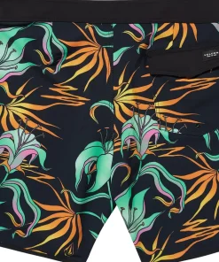 Infuse Scallop Mod Boardshorts 19" - Men's