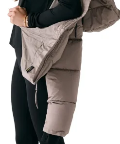 London Cropped Puffer Hooded Jacket - Women's