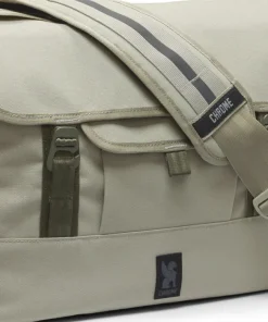 Midtown Messenger Bag 20L