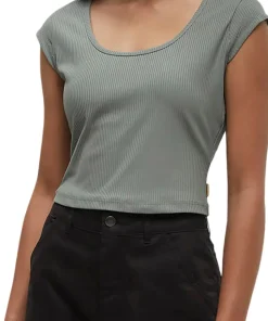 Piper Scoop Neck T-Shirt - Women's