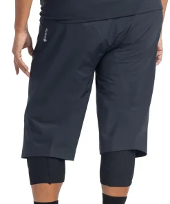 Revo Shorts - Women's