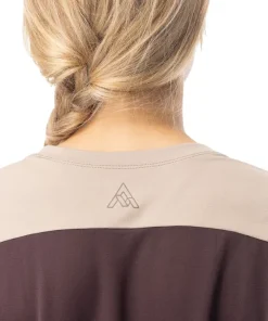 Roam Short Sleeve T-Shirt - Women's