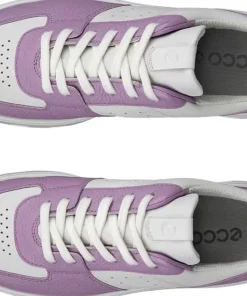 Street 720 Retro Sneaker - Women's