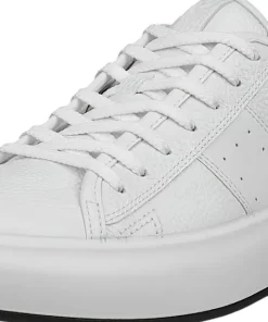 Street Ace Nubuck Sneaker - Women's