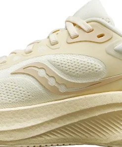 Surge 3 Running Shoes - Women's