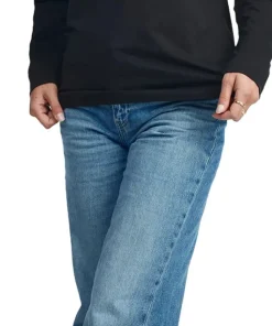 The Practical Long Sleeve T-Shirt - Women's