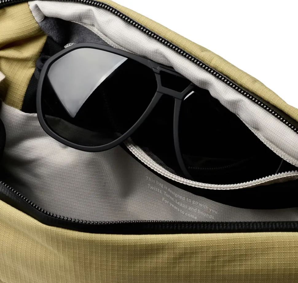 Venture Sling Bag 6L