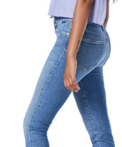 Viola Classic Jeans - Women's