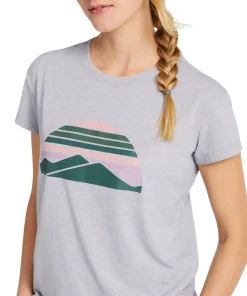 Vista Camp Short Sleeve Crew Neck Graphic T-Shirt - Women's